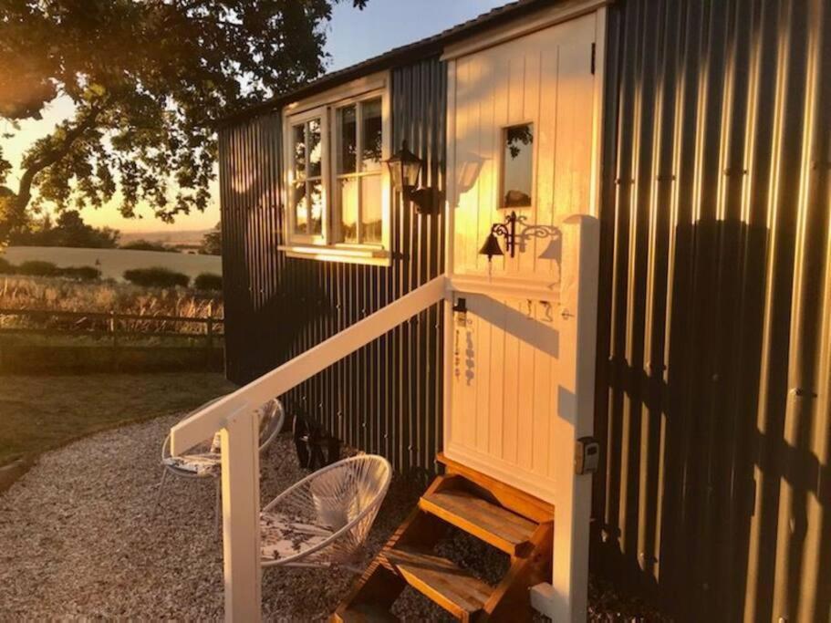 The Humble Hut Apartment Wooler Exterior photo